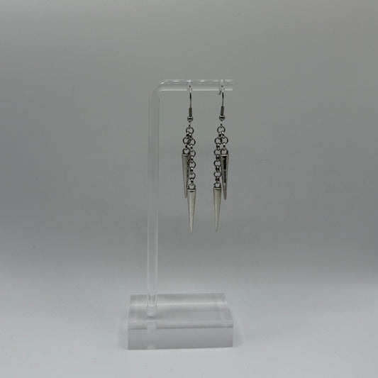 chains and spikes excite me