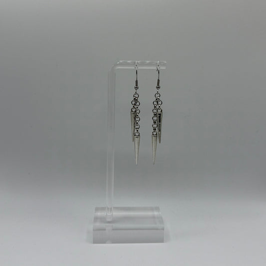 chains and spikes excite me